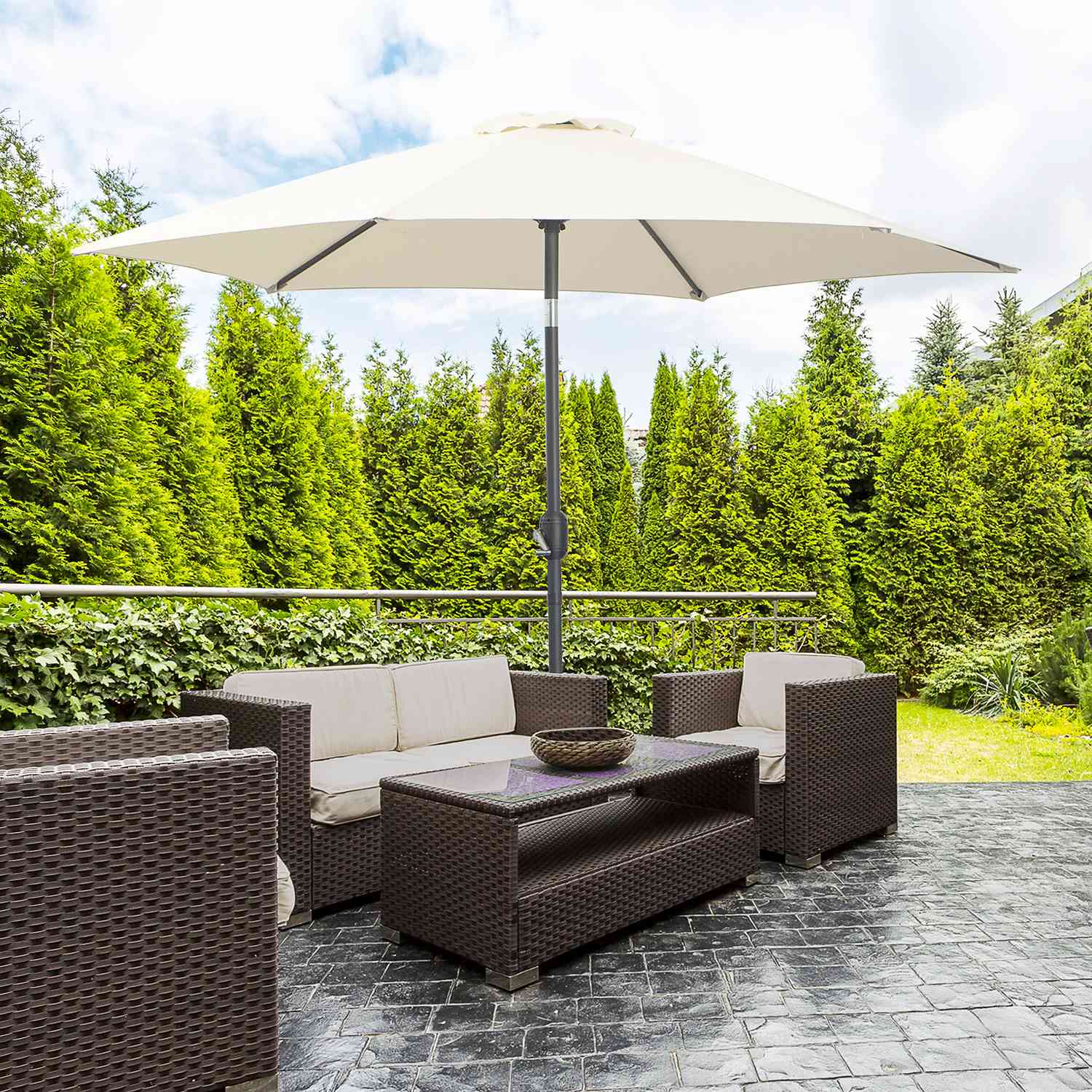 Beige trädgårdsparaply i aluminium – 2,7 m, handvev