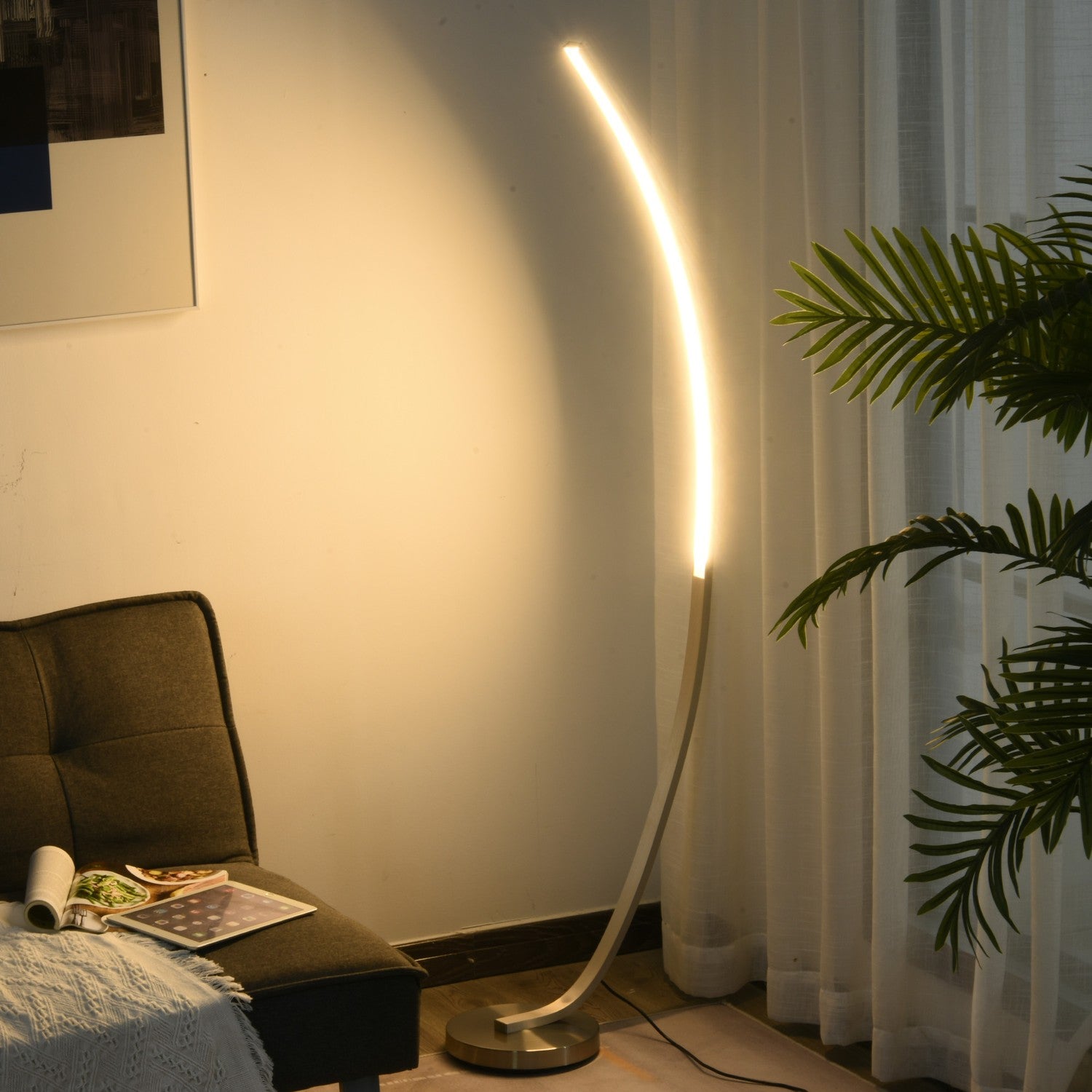 Böjd LED-golvlampa – varmvit, aluminium, 149 cm