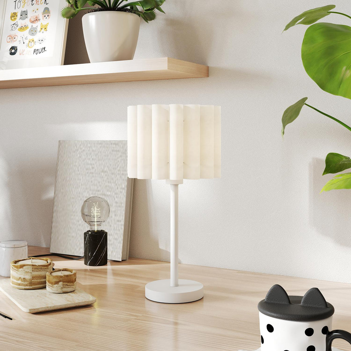 Stolní lampa v retro stylu, bílé plastové stínidlo, objímka E27