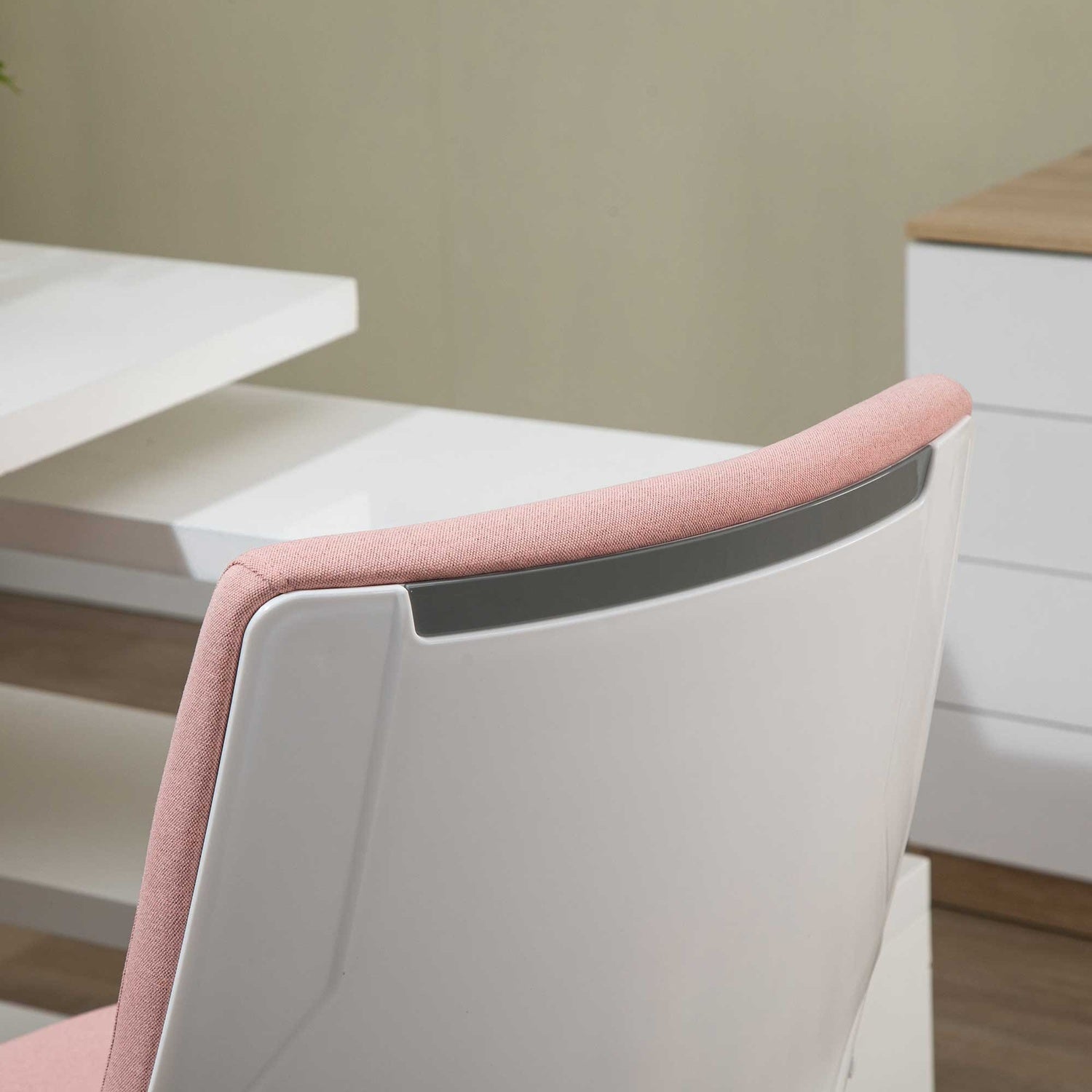 Ergonomisk skrivbordsstol, justerbar höjd, tjock stoppning