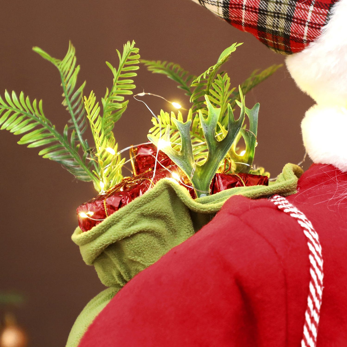 Santa Claus 1,6 m s dárkem a zvonkem
