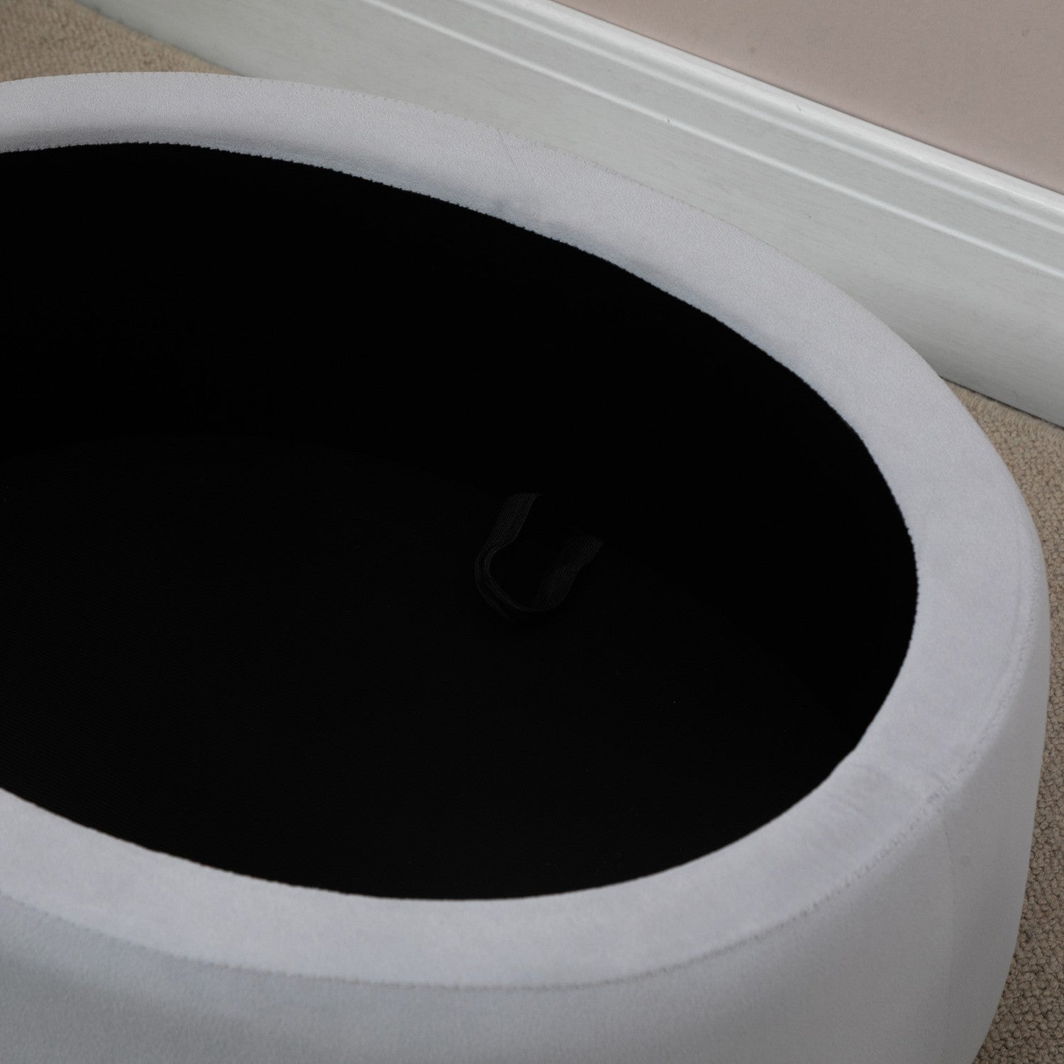 Klädd förvaringsbänk, oval form, ljusgrå
