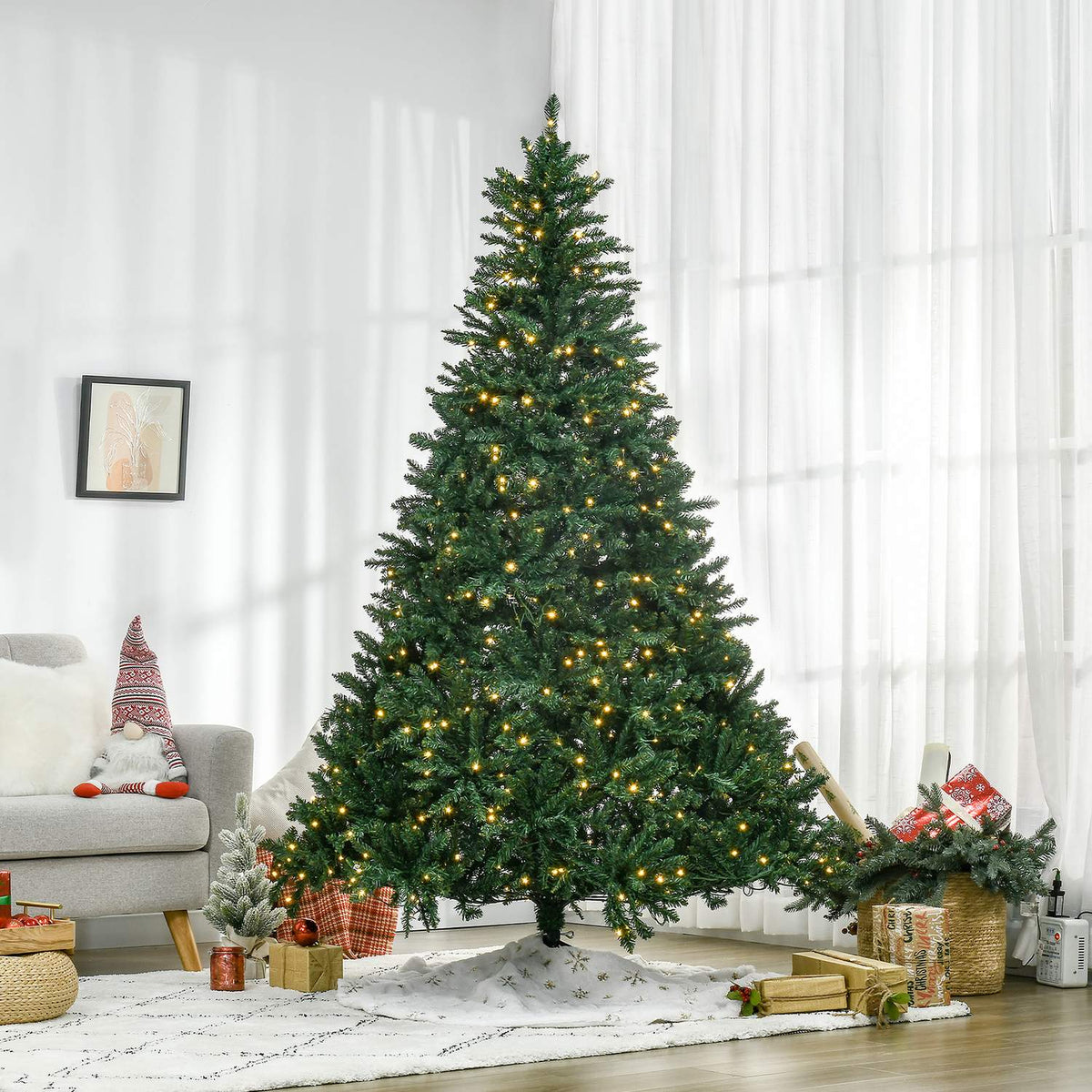 Umělý vánoční stromek se 700 LED světly, výška 2,1 m