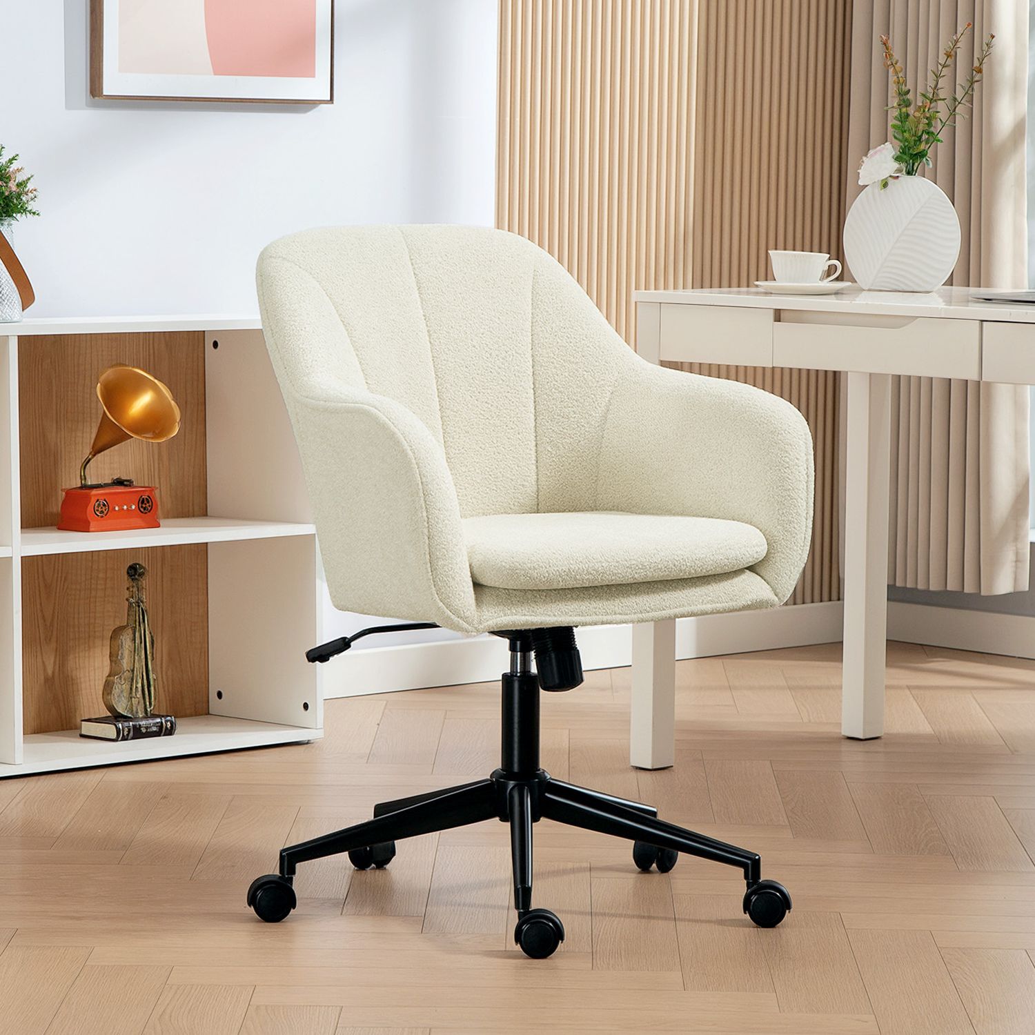 Kontorsstol, sammetsliknande tyg, böjd rygg, beige