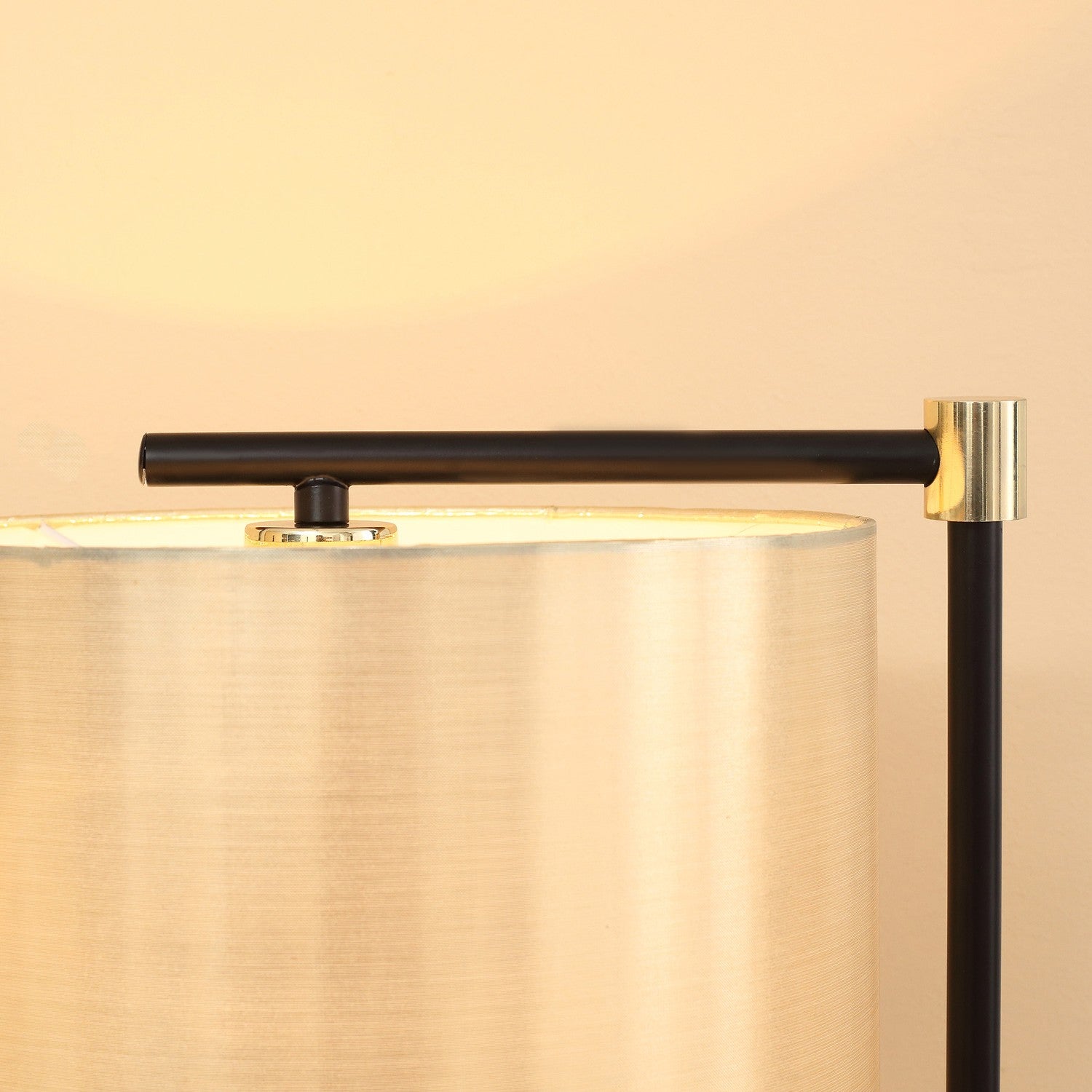 Modern golvlampa, 40W, E27, tygskärm, guld+svart