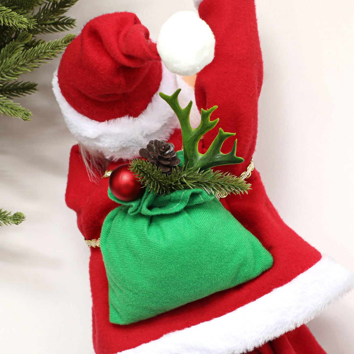 Zpívající lezecký Santa Claus, 60 cm, s dárkem a zvukem