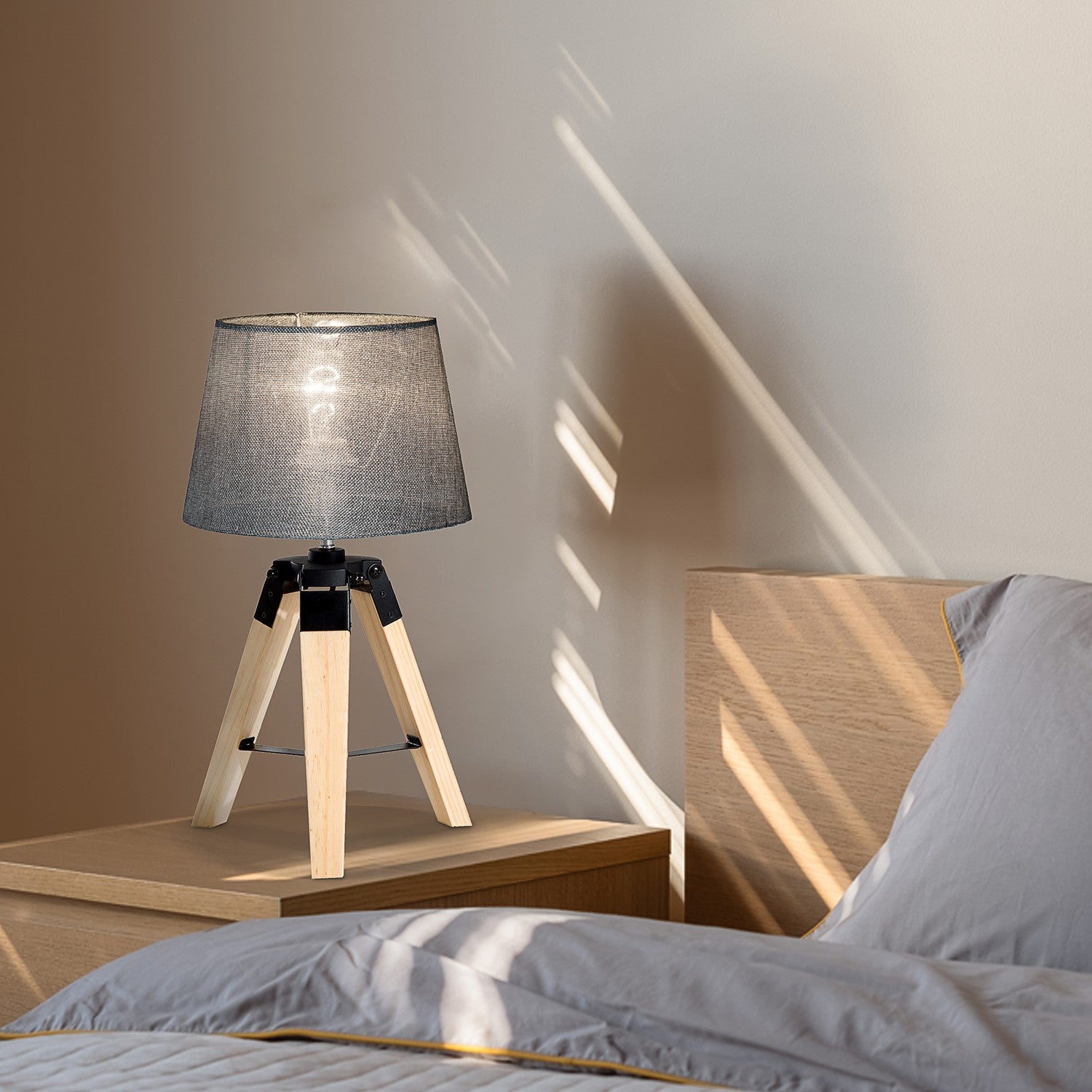 Sängbordslampa i grå linnelook, Furu & Polyester, E27