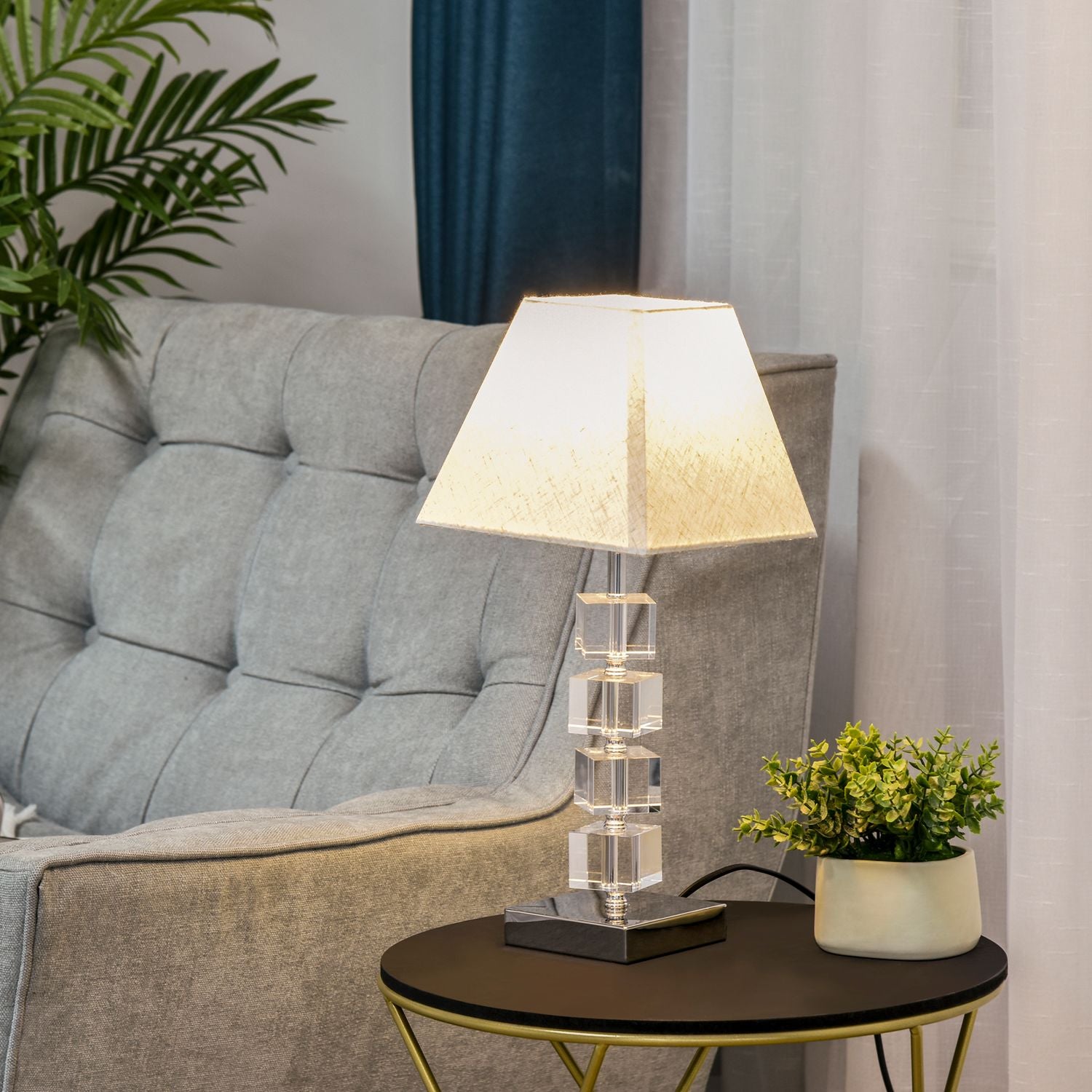 Sängbordslampa, roterande kristallkub, gräddvit