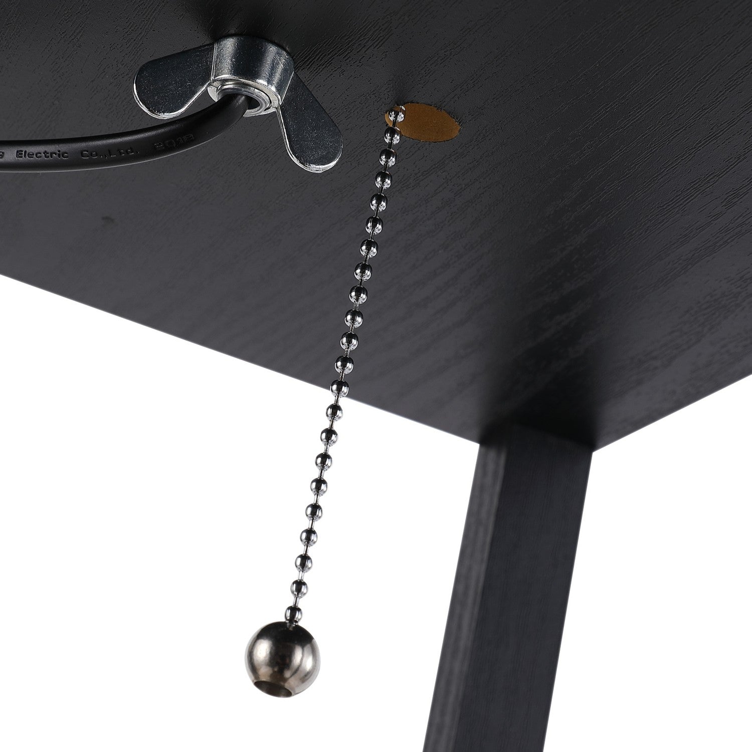 Svart trägolvlampa med hyllor, E27 sockel, 160cm