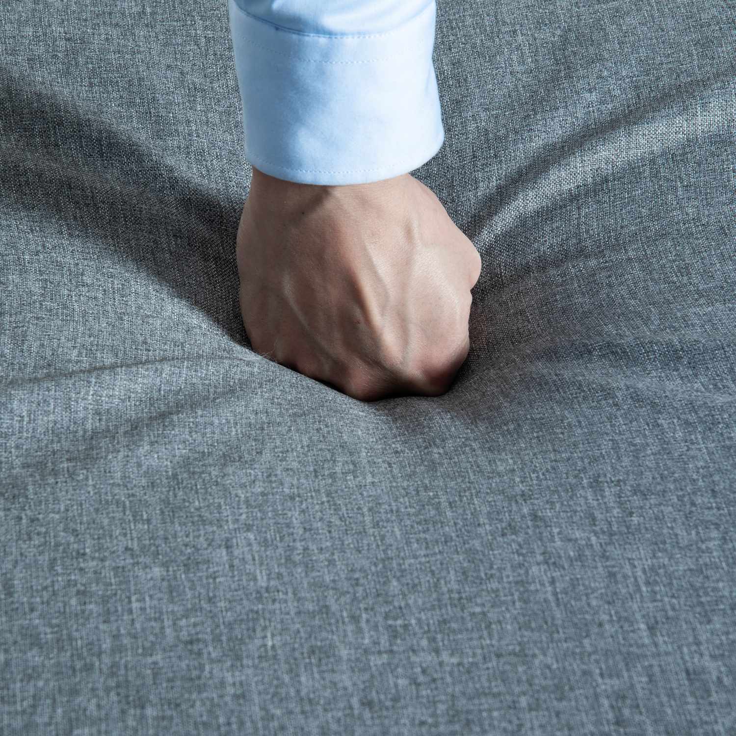 Pětidílná sada zahradního nábytku se stříškou a polštáři, bílá/šedá