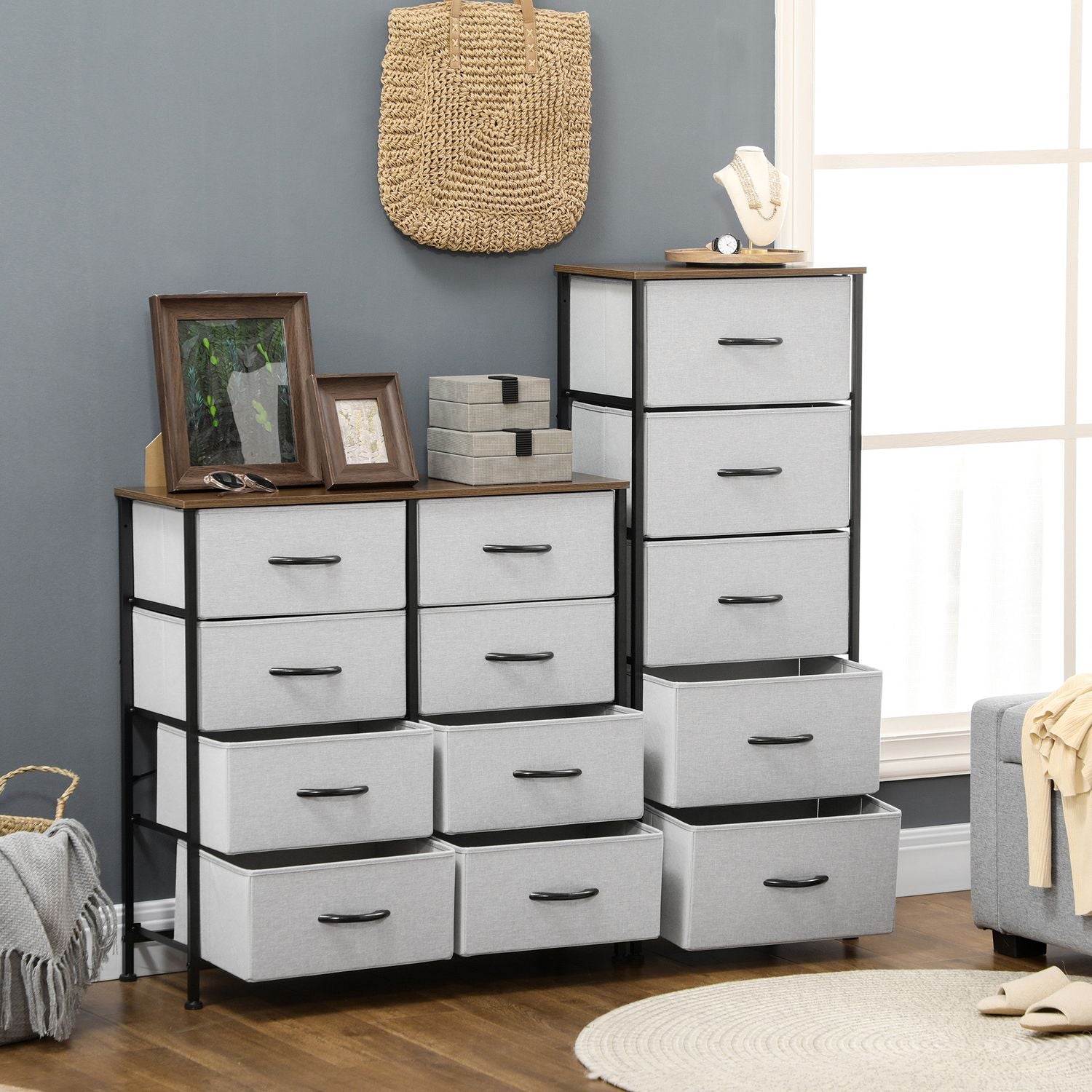 Šedá komoda s 8 látkovými boxy a deskou