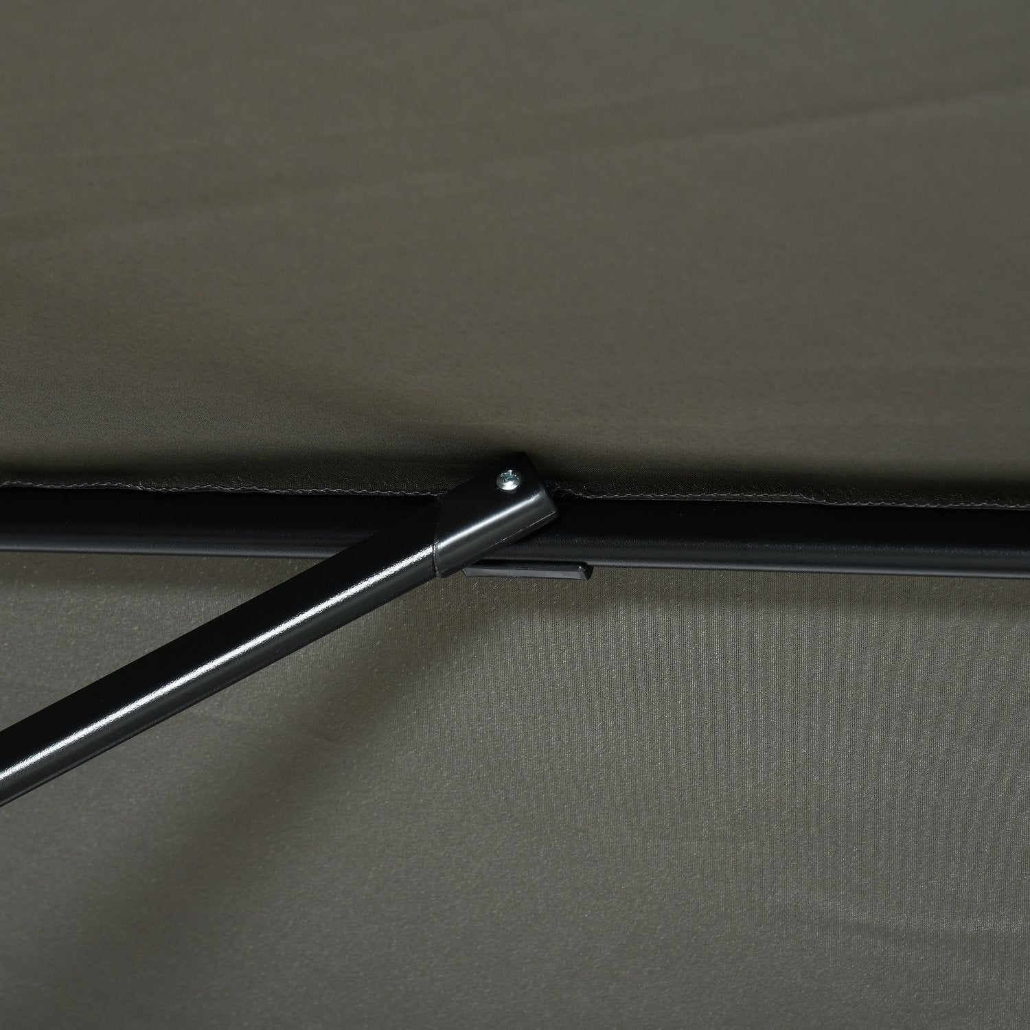 Grått Cantilever Garden Parasoll, 245x245cm – Justerbart & Vridbart