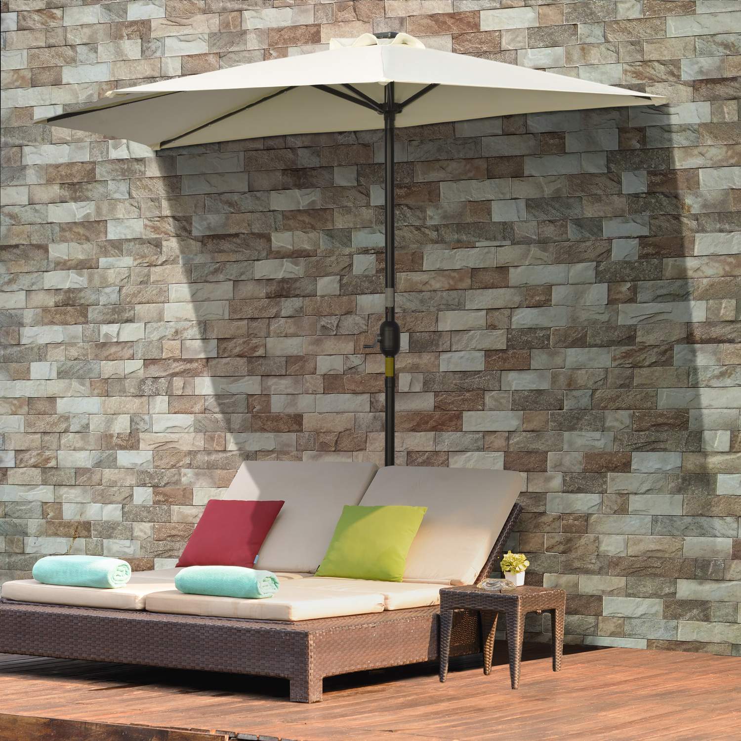 Halvt paraply med LED-lampor, handvev, solpanel, beige