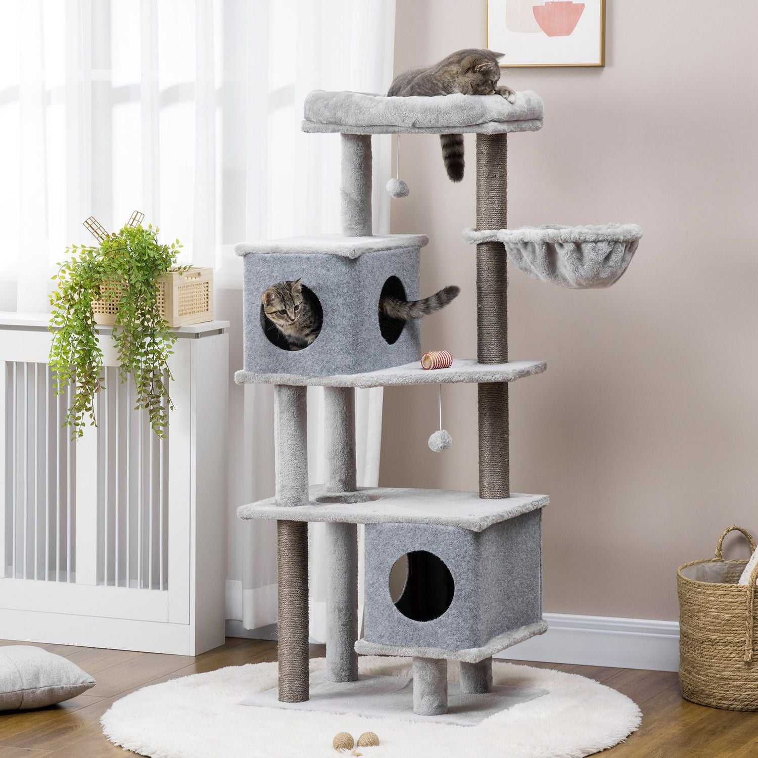 Högt kattträd med grottor och plattformar, sisalstolpar, grå