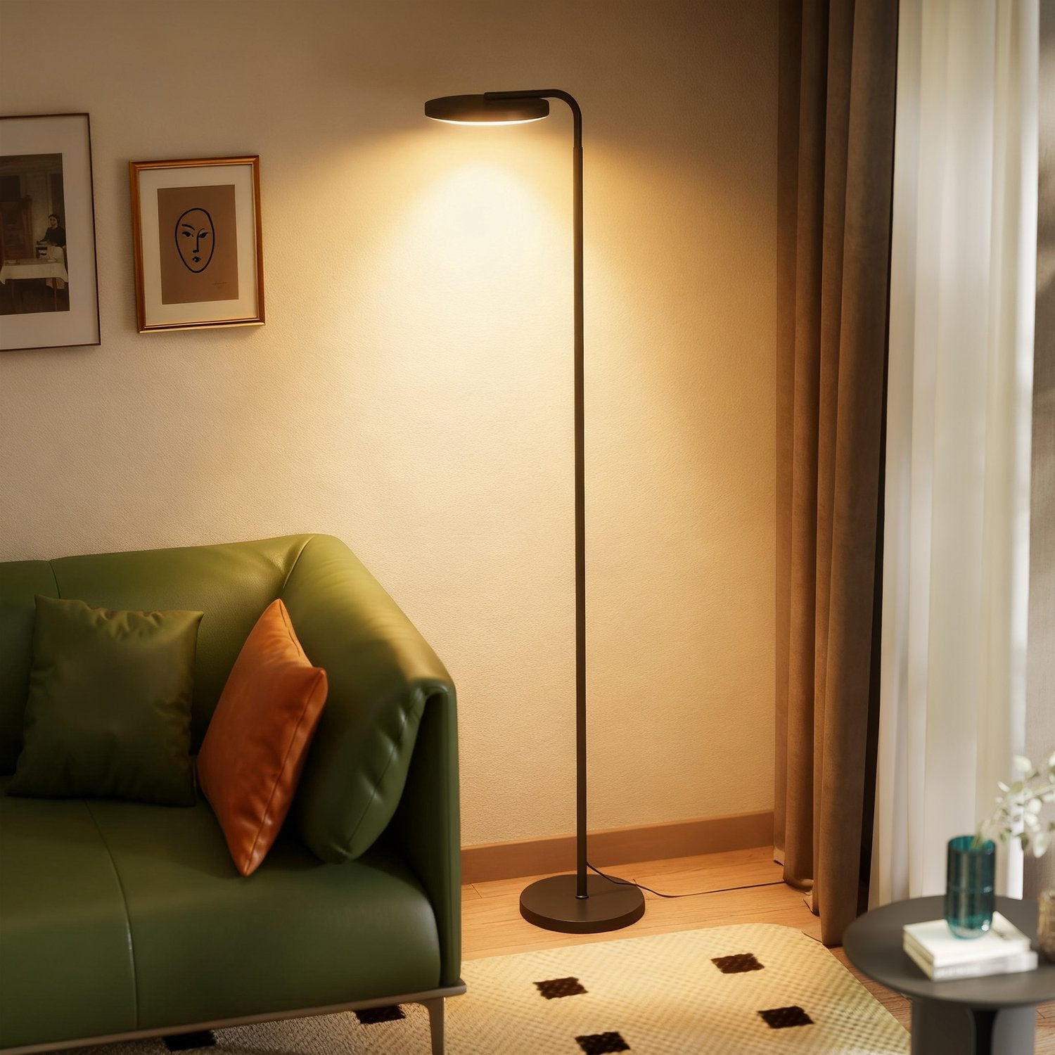 LED-golvlampa, justerbar, fjärrkontroll, svart