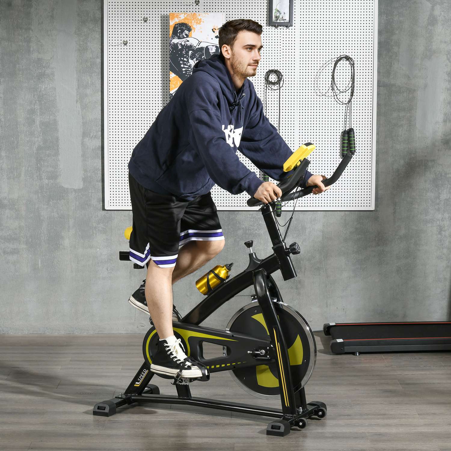 Motionscykel, tyst, justerbart motstånd, pulssensor, monitor, gul