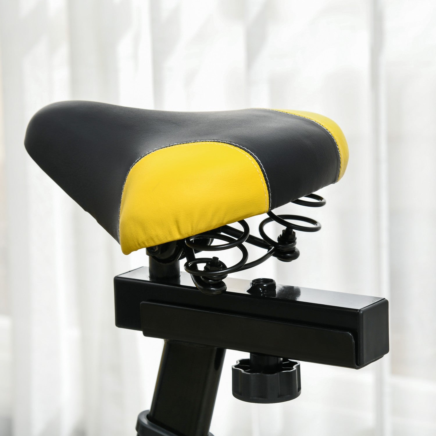 Motionscykel, tyst, justerbart motstånd, pulssensor, monitor, gul