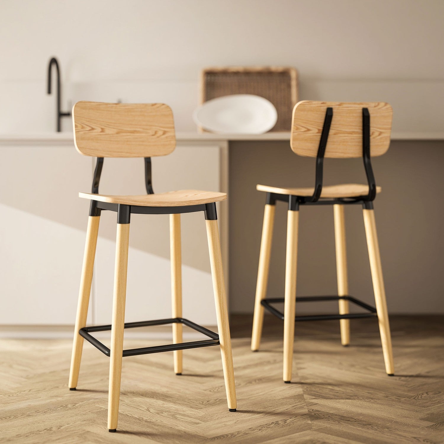 Set med 2 barstolar med ryggstöd, barstolar för hemmabar, köksö, matsal, trä, metall, ljusbrun