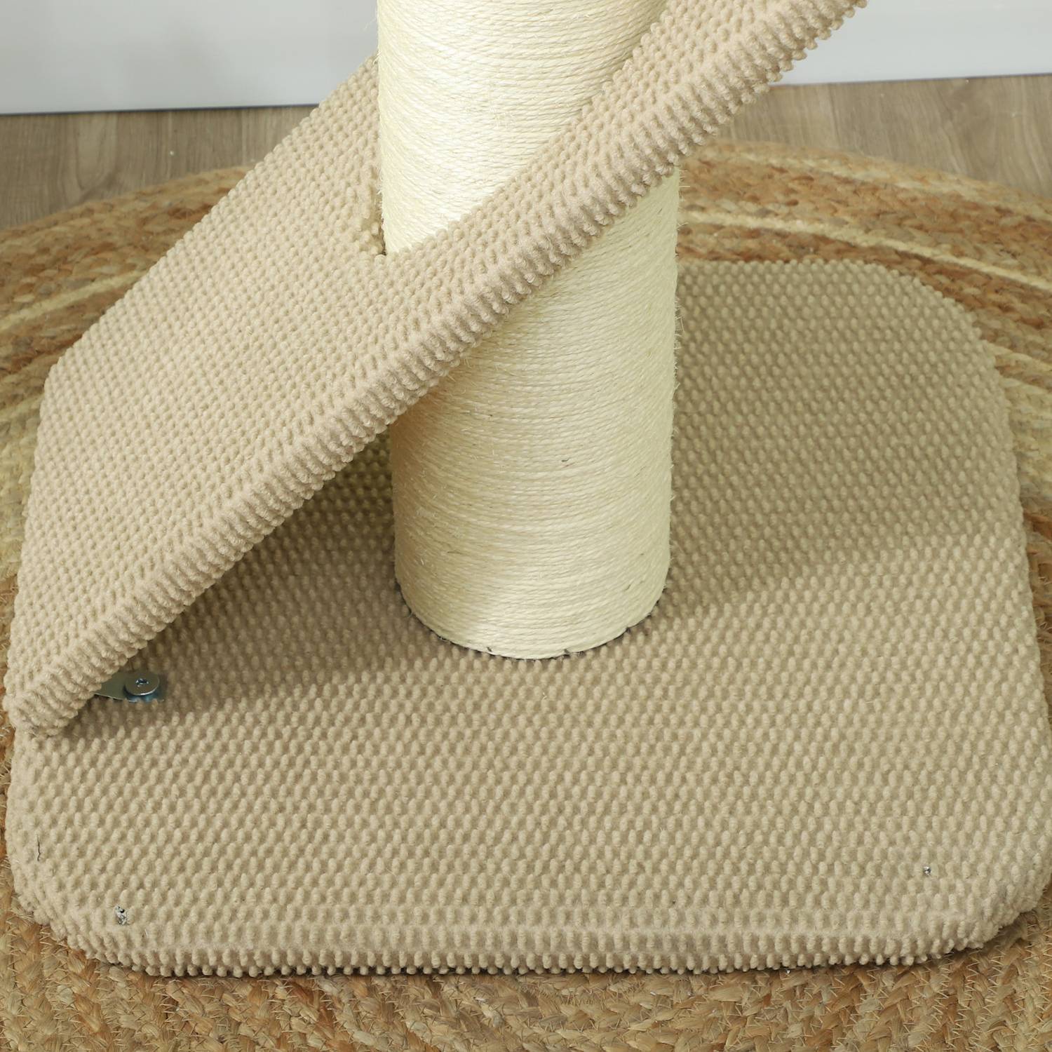 Sisalové kočičí škrabadlo s hracím míčkem, do interiéru, 84 cm