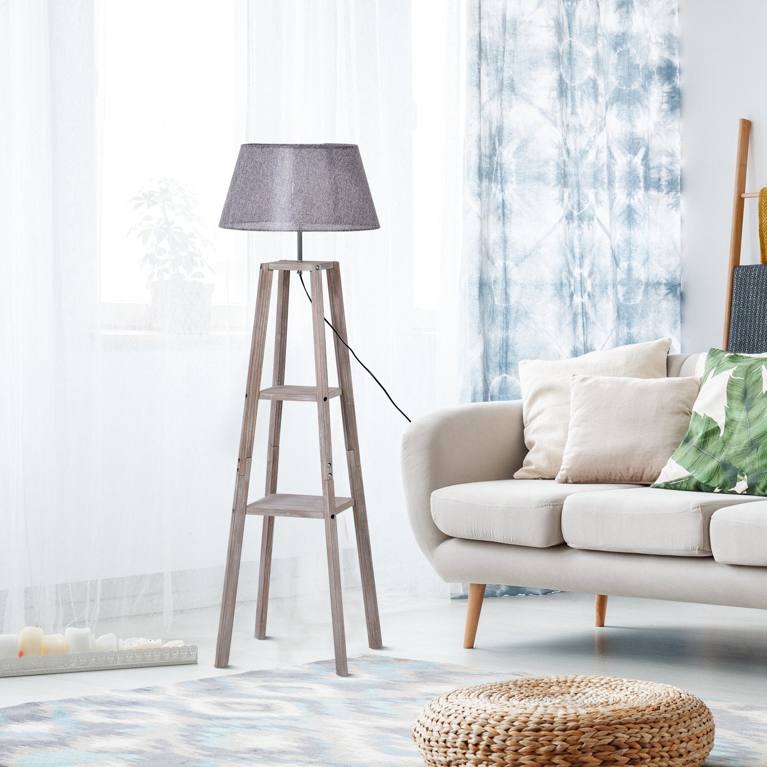Skandinavisk golvlampa med hylla, furu & linne