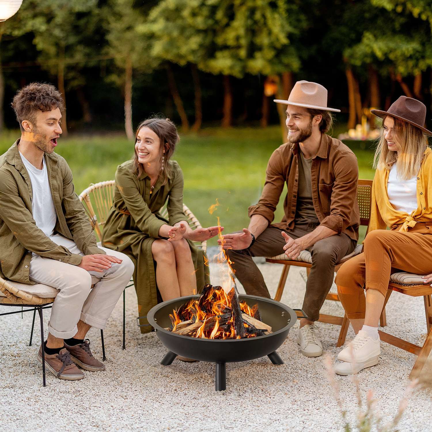 Steel Fire Pit Bowl med Poker – Rund, Svart, 79cm