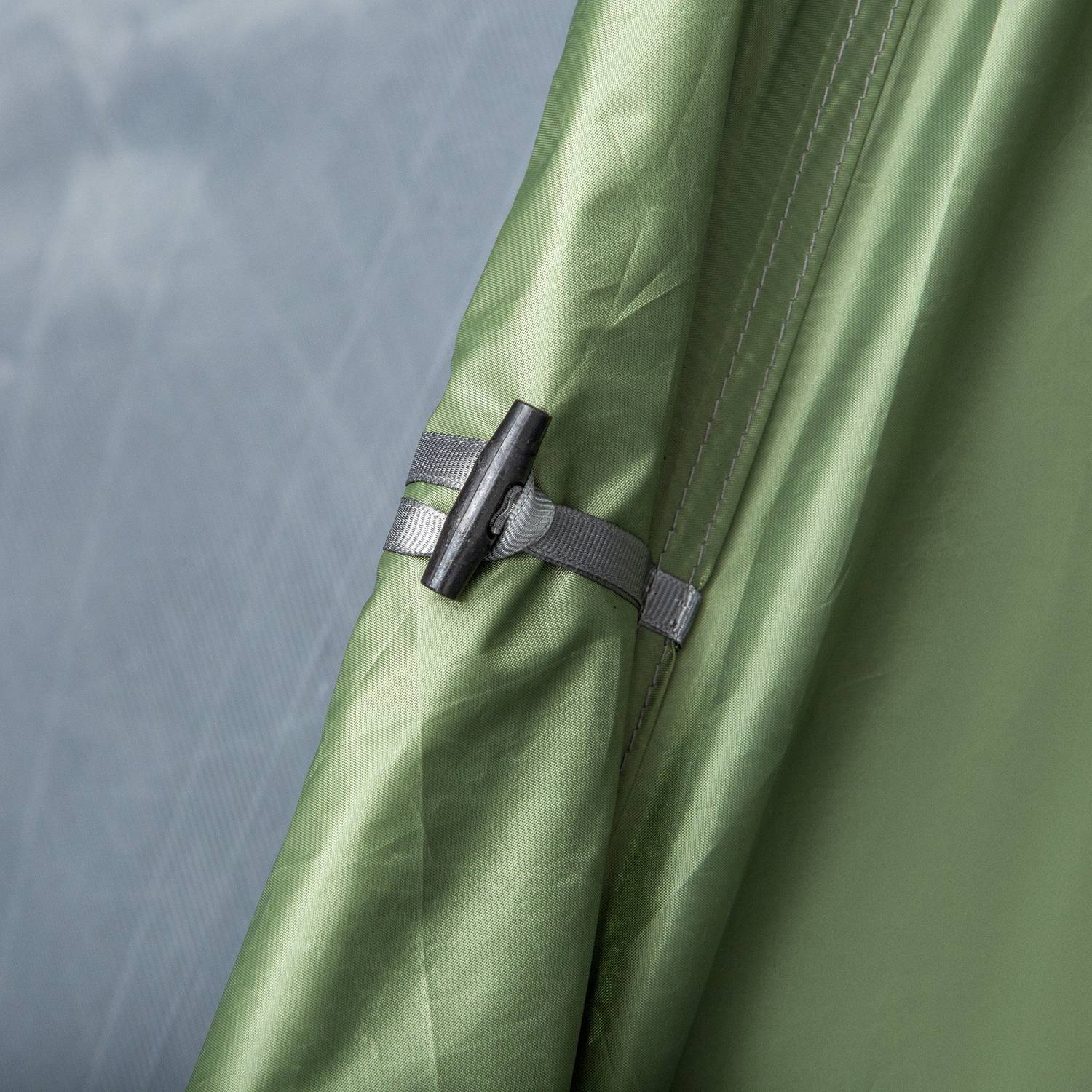 Två-personers campingtält med glasfiberstänger, mörkgrön