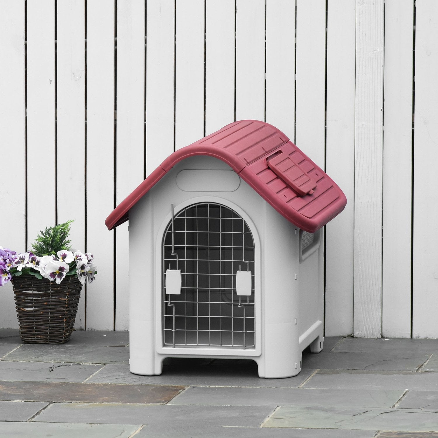 Utomhus hundkennel med tak, vattentät, luftcirkulation