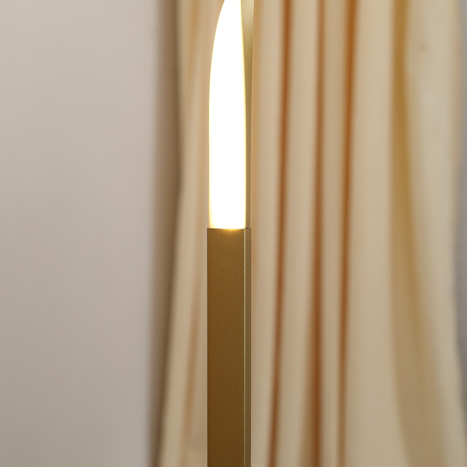 Varmvit LED Spiral Golvlampa, Vattentät, 10W