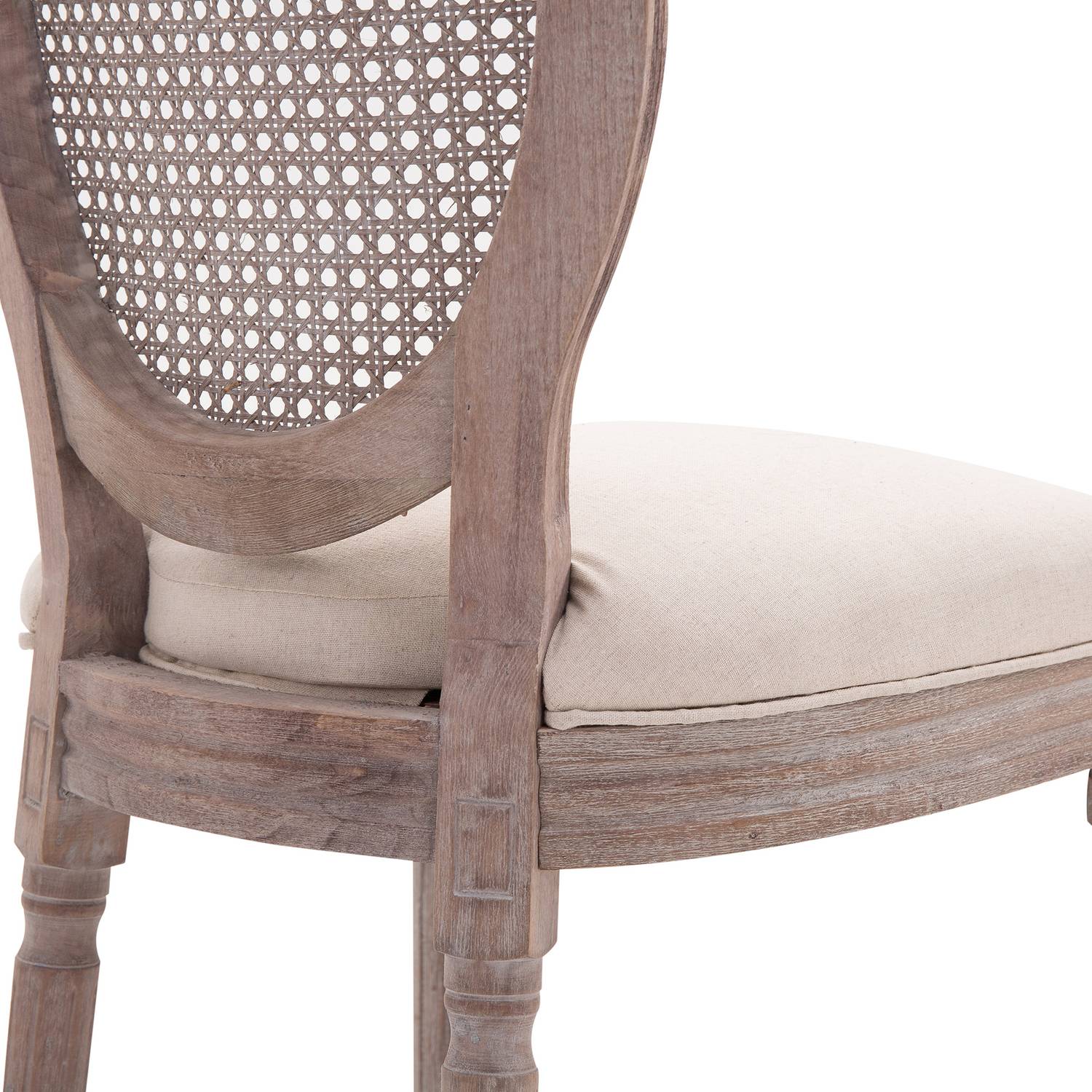 Vintage beige matstol – stoppad vilstol i rotting